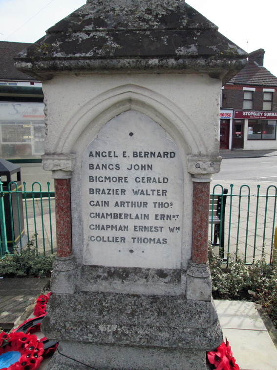 Stopsley War Memorial